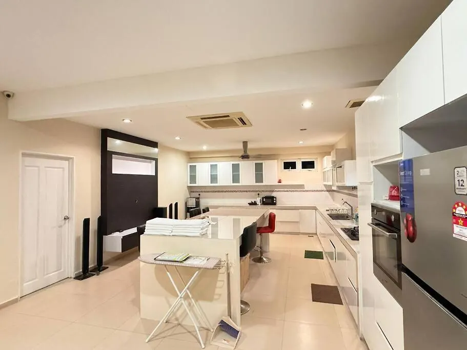 The Mystiic Retreat 3 To 5 Mins To Mid Valley And Ksl Johor Bahru Malaysia