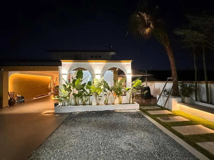 Vakantiehuis The Mystiic Retreat 3 To 5 Mins To Mid Valley And Ksl Johor Bahru Maleisië