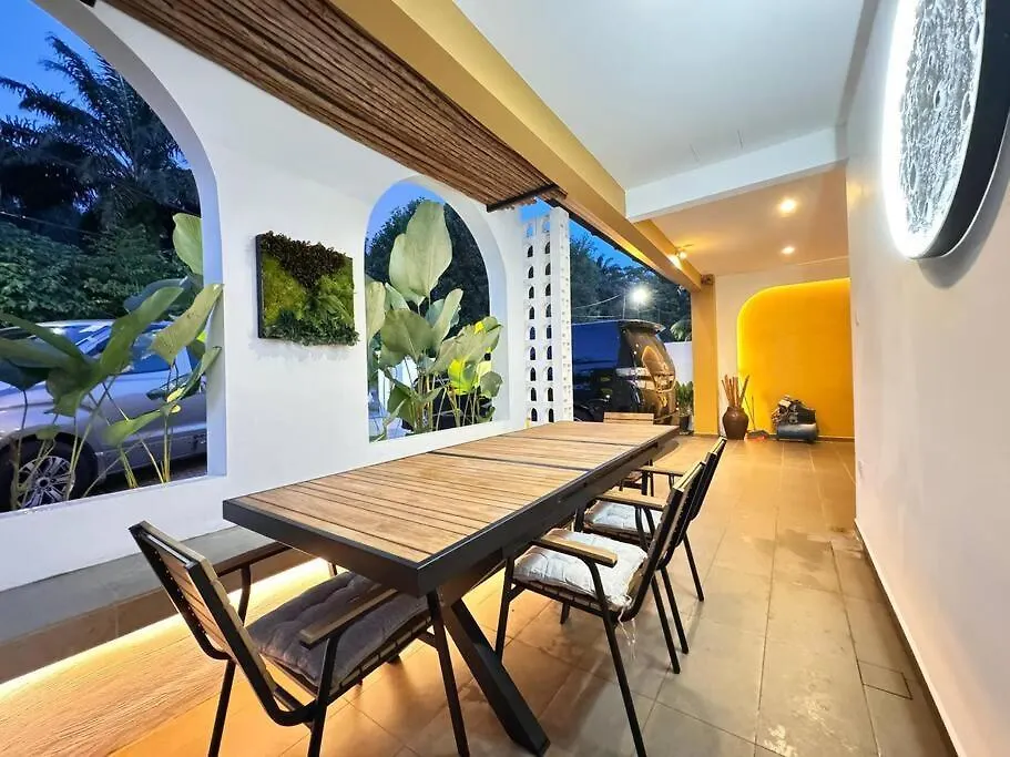 The Mystiic Retreat 3 To 5 Mins To Mid Valley And Ksl Johor Bahru 0*,